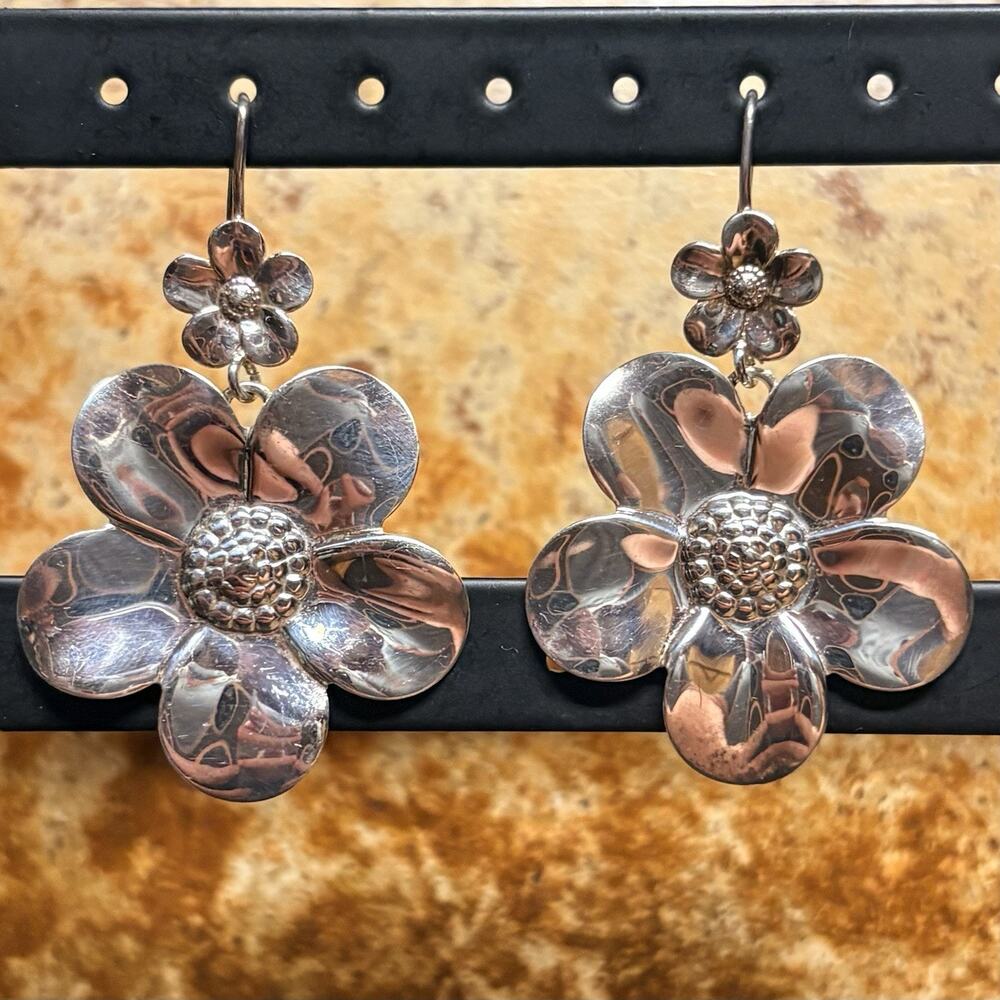 Paola Valentini Earrings Sterling Silver Dogwood Flower Dangle Vintage Italy